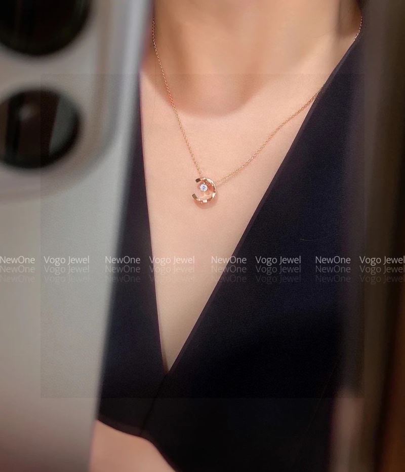 Ch**el necklaces